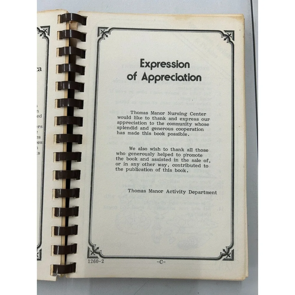 A Batch of Love Recipes Thomas‎ Manor N.C. Vintage Cookbook Spiral Bound